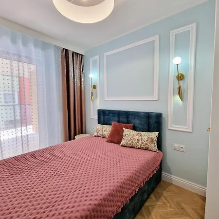 Pogonowskiego 73 - Blue Design Apartment 8 Guests, Terrace & Parking Chillinlodz Apartman Łódź